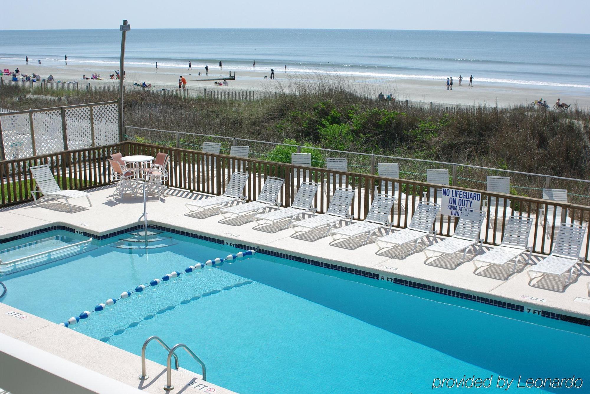 Castaway Beach Inn & Swim Up Bar North Myrtle Beach Esterno foto