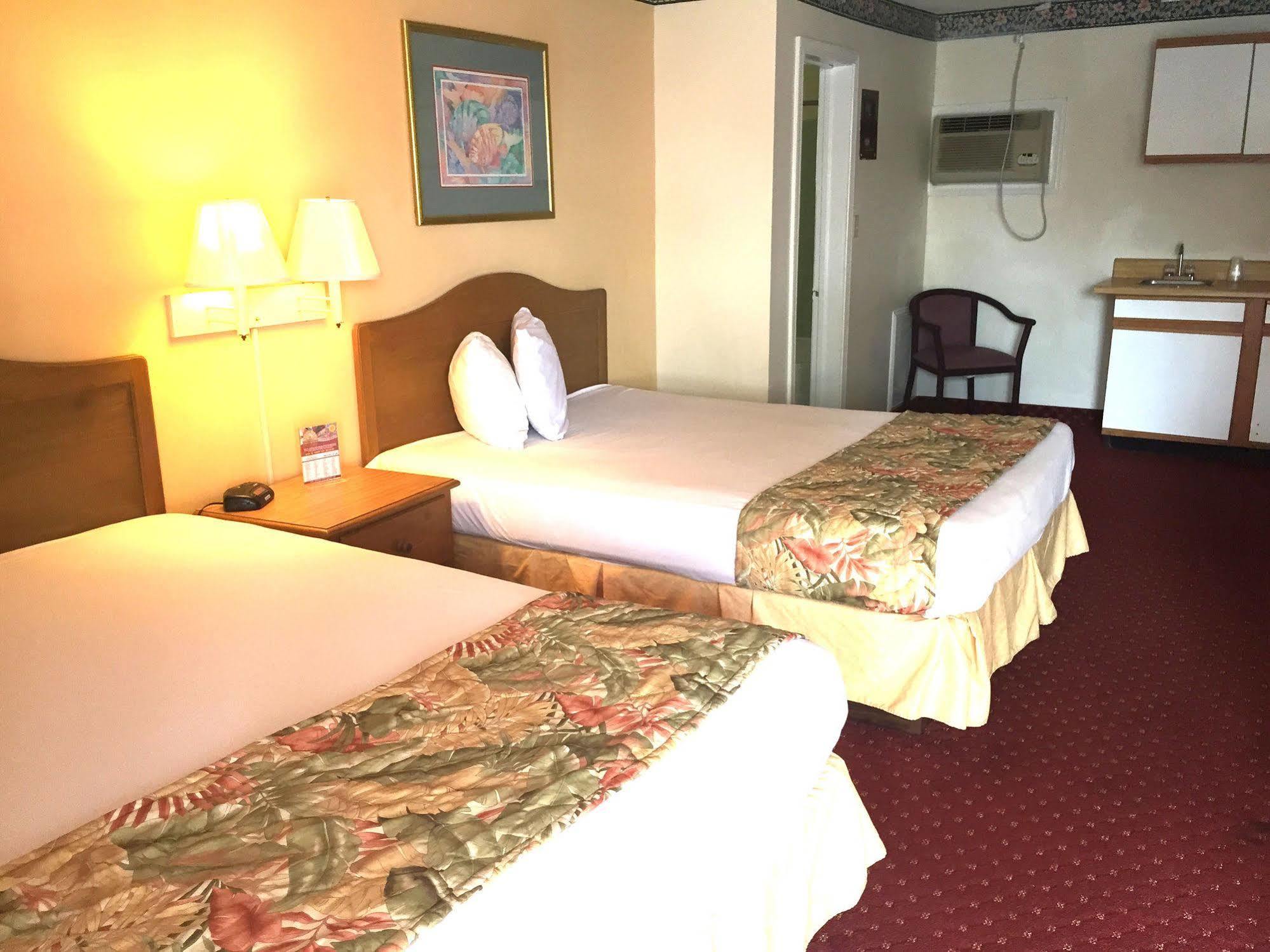 Castaway Beach Inn & Swim Up Bar North Myrtle Beach Esterno foto