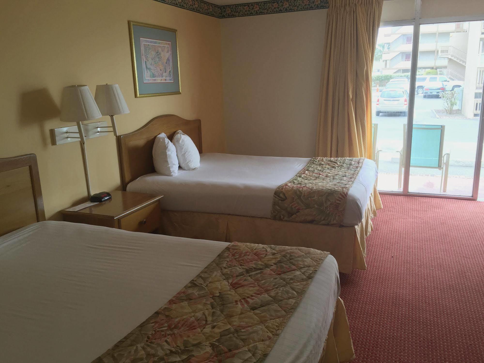 Castaway Beach Inn & Swim Up Bar North Myrtle Beach Esterno foto
